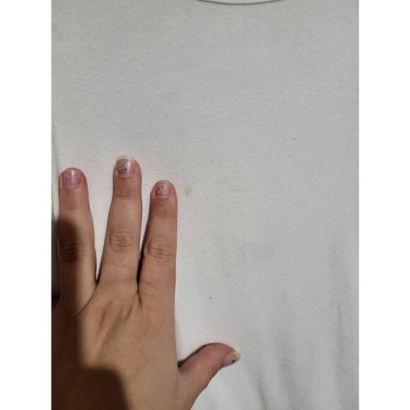 Old Navy white long-sleeved tee - Picture 5 of 5